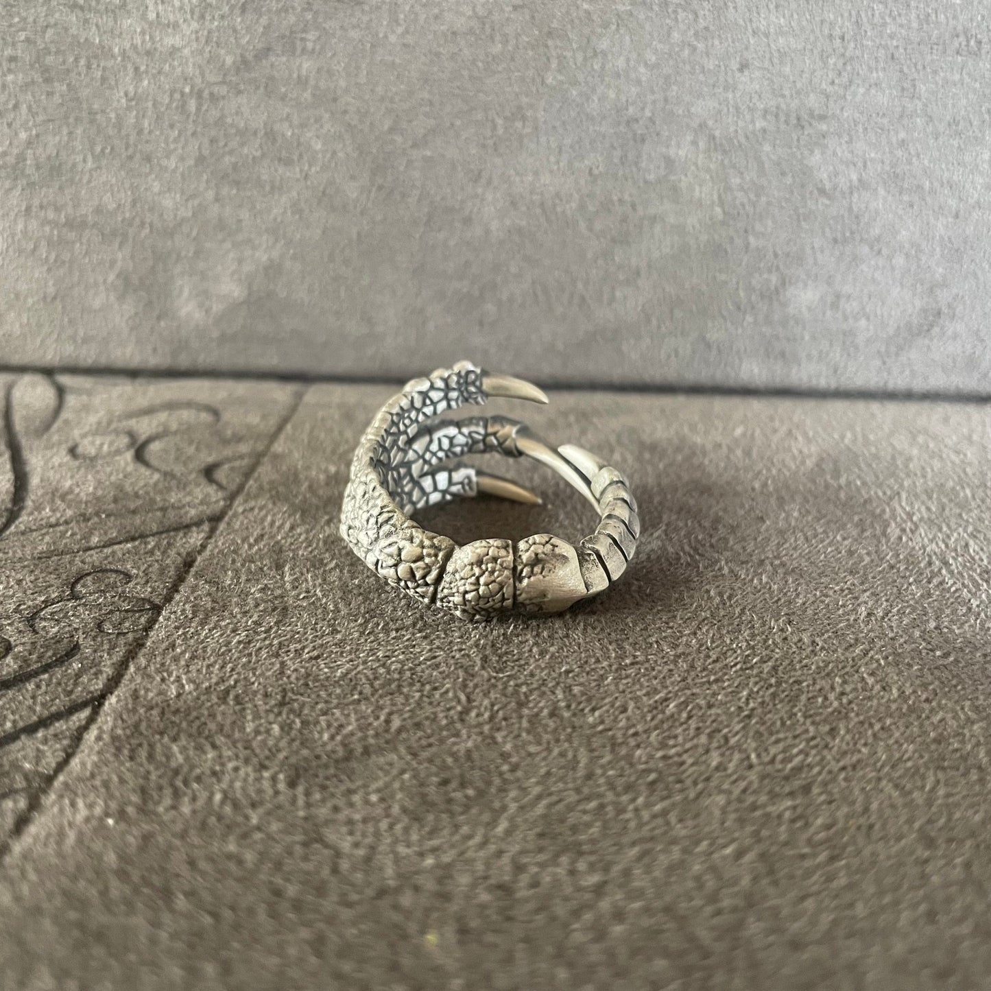 Dragon Claw Ring, Sterling Silver Gothic Claw Men Ring, Handmade Unique Ring, Adjustable Design, Symbol of Power, Mystical Accessory