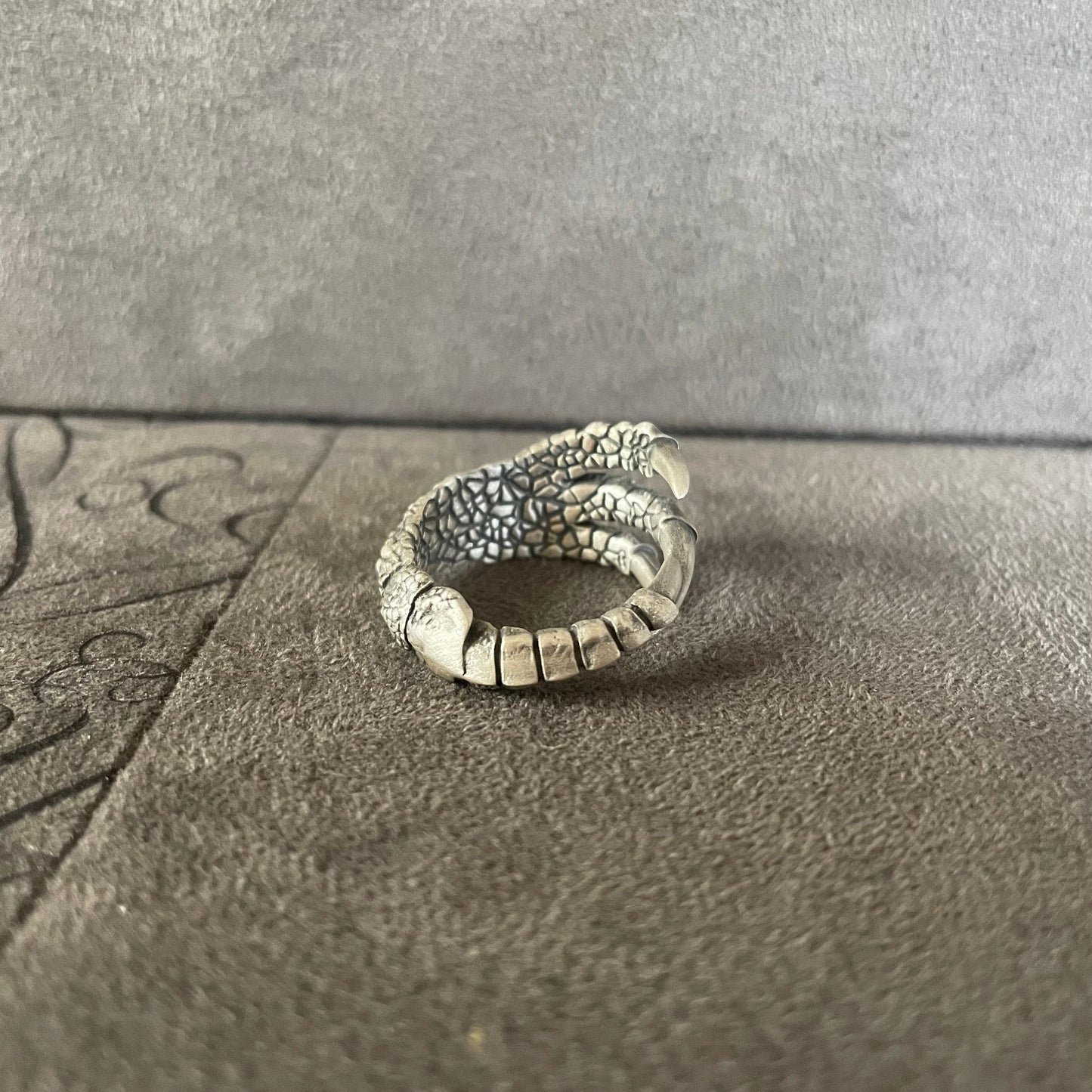 Dragon Claw Ring, Sterling Silver Gothic Claw Men Ring, Handmade Unique Ring, Adjustable Design, Symbol of Power, Mystical Accessory