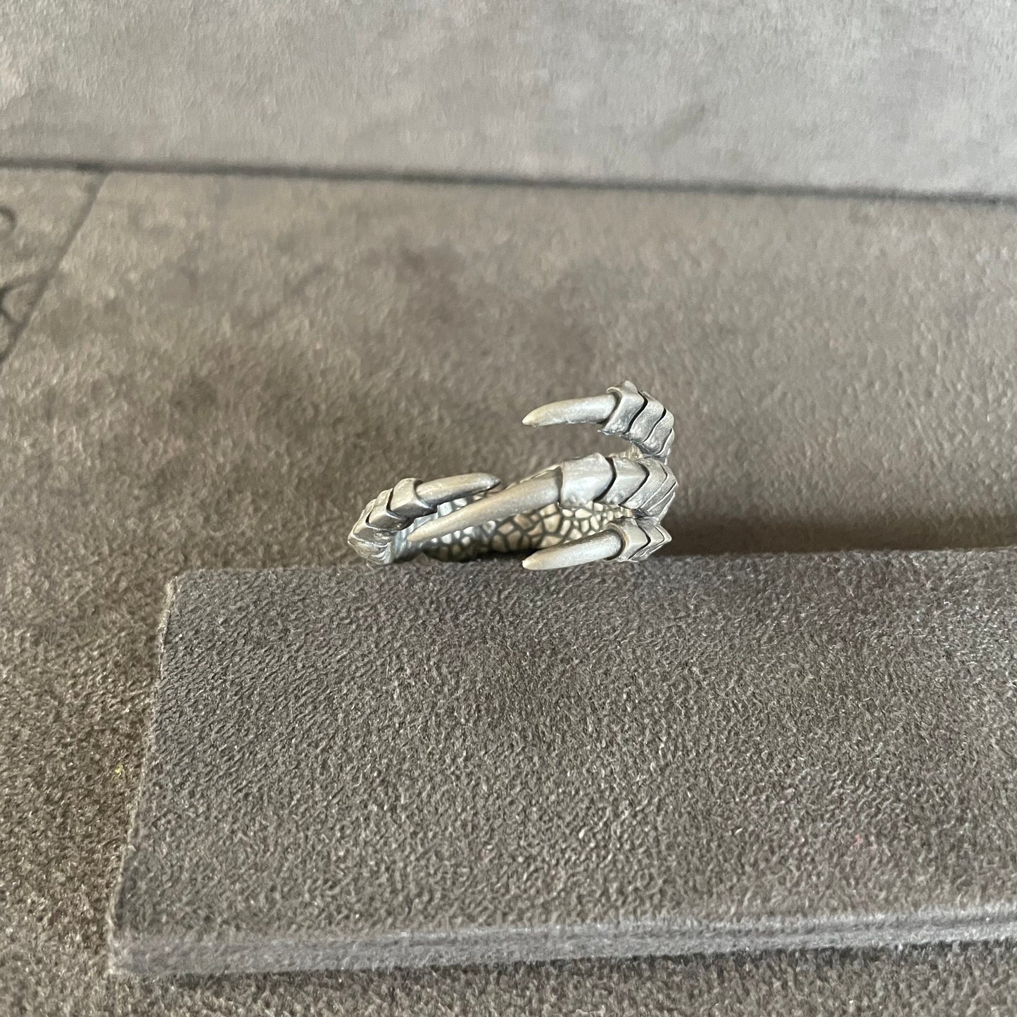 Dragon Claw Ring, Sterling Silver Gothic Claw Men Ring, Handmade Unique Ring, Adjustable Design, Symbol of Power, Mystical Accessory