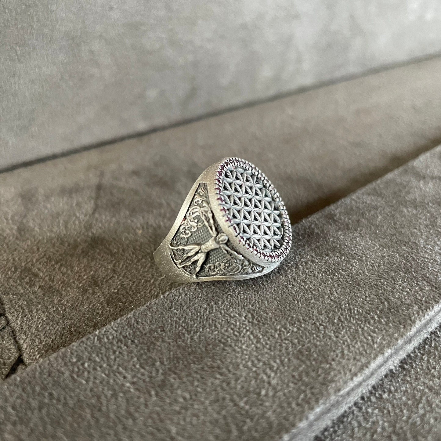 Flower of Life Vitruvien Ring, Sterling Silver Leonardo Da Vinci's Art Ring, Engagement Gifts For Couples, Engraved Mens Wedding Band