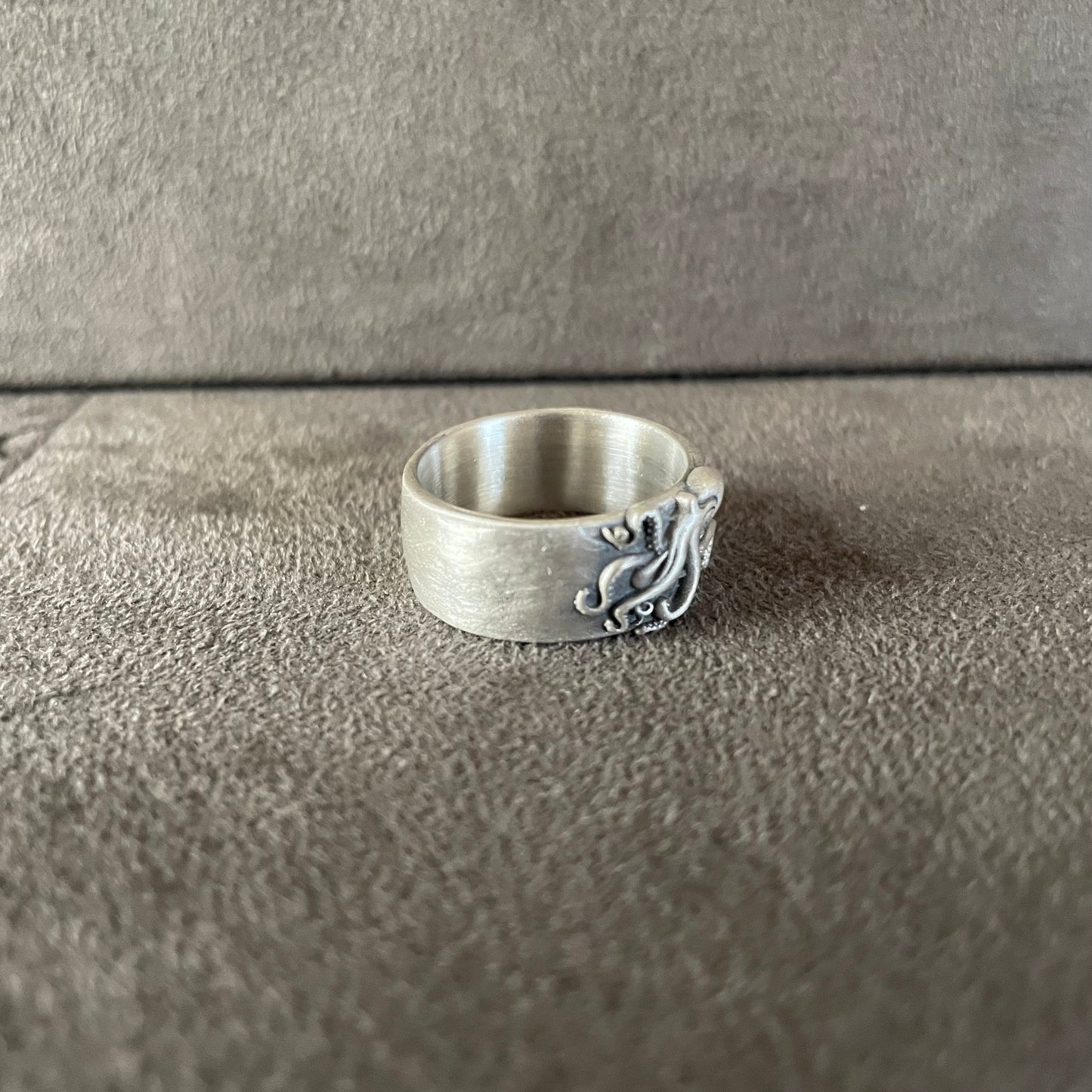 Octopus Band Ring, Sterling Silver Kraken  Cool Ring, Animal Lover Gift, Wedding Jewelry Simple Silver, Fantasy Men Ring, Ocean Inspired