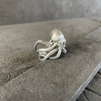 Octopus Ring, Sterling Silver Ocean Kraken Ring, Sea Animal Jewelry, Pinky Ring, Gift For Boyfriend, Handmade Engraved Gift